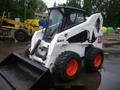 Аренда мини погрузчика Bobcat в Санкт-Петербурге. Минипогрузчик Bobcat с ковшом (от собственника), САНКТ-ПЕТЕРБУРГ. В зависимости от рода работ и срока заказа можем делать скидки!