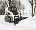 Механизированная уборка снега Bobcat с щёткой и ковшом. Работаем без выходных 24 часа. Любая форма оплаты.