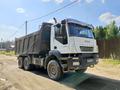 Самосвал 6х4 б/у Iveco Trakker 2006 года