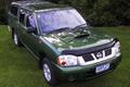 Мухобойка (аирдефлектор капота) Nissan Navara / Frontier (D22)