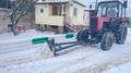 Отвал для чистки снега под барьером