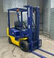 Вилочный погрузчик Komatsu FG15