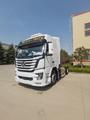 Газовый тягач DAYUN CGC4180, LNG, 4х2, 430 л.с., ретардер, пневмо, Euro V