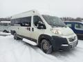 Микроавтобус Peugeot Boxer