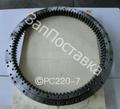 Поворотный круг komatsu PC220-7