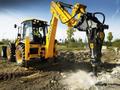 JCB с гидромолотом